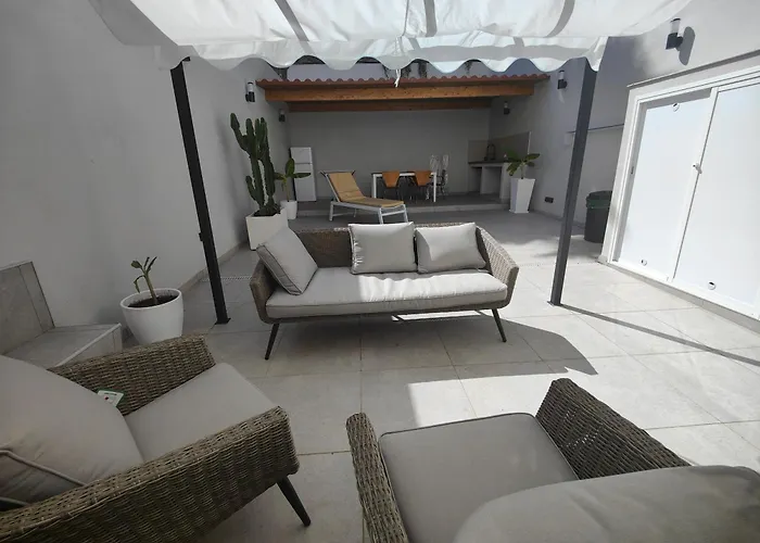 Casa 5 Con Solarium Nyaraló *